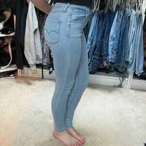 Levi's High Rise Skinny Jeans
